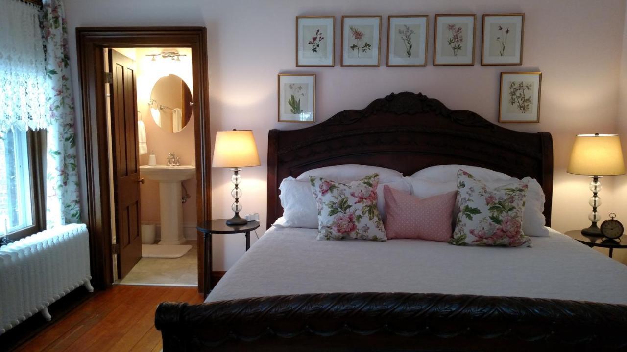 Lamberson Guest House กาลีนา ภายนอก รูปภาพ